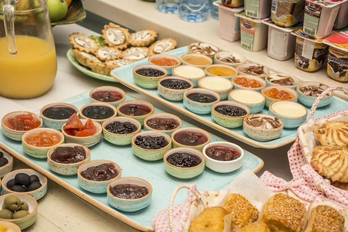 Hazz Hotel BREAKFAST (Copy).jpg